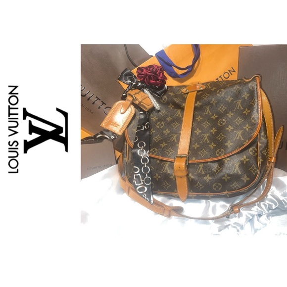 Louis Vuitton Handbags - Louis Vuitton Logo Print Saumur 35 Crossbody Bag
